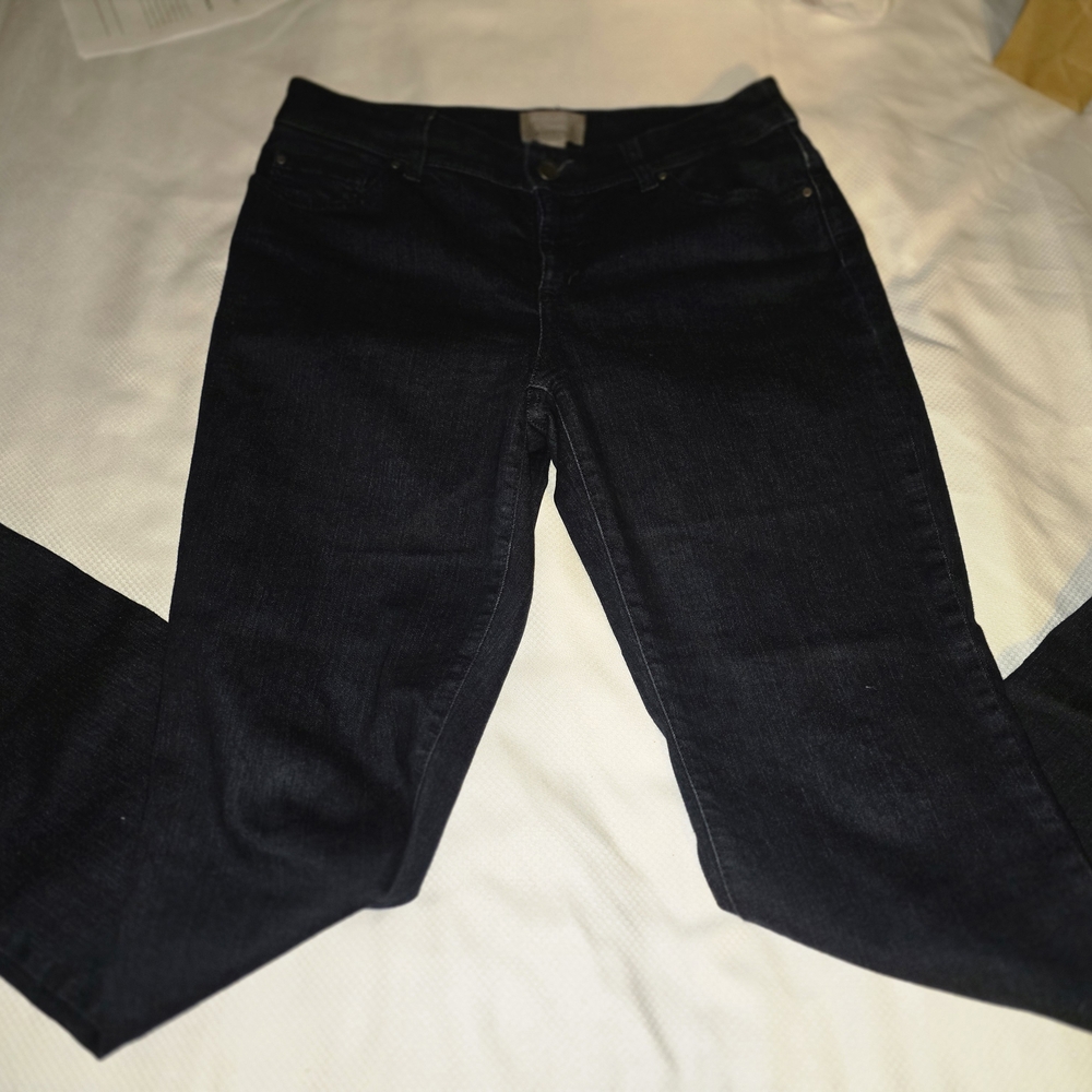 SALE!!!  Chico's Dark Blue Straight Leg Jeans